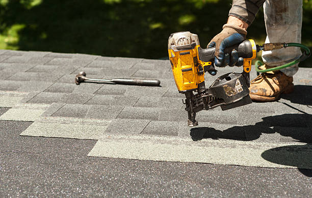 Best Roof Gutter Cleaning  in Yosemite Lakes, CA